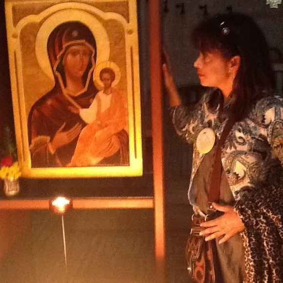 Meet your Posher, Andrea - Picture 1 of 1