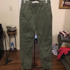 Cuffed Chino pants