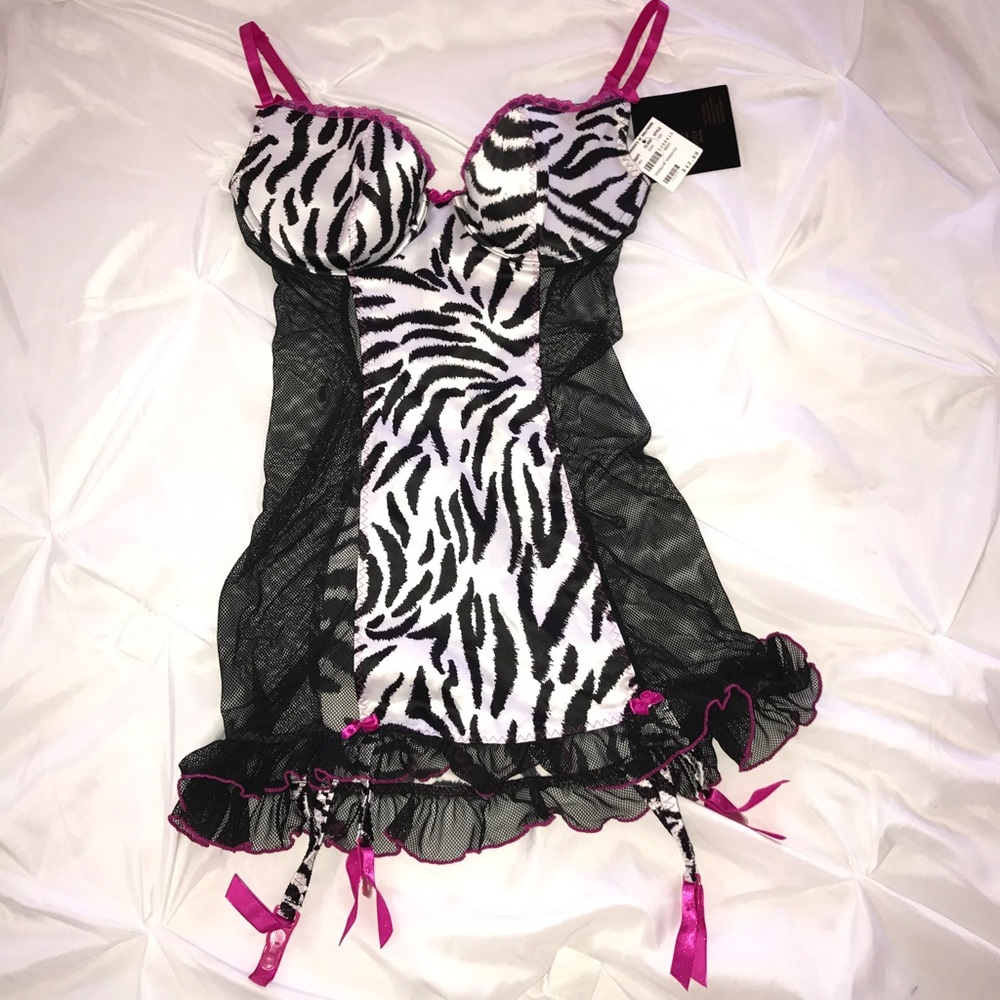 NWT Fredricks of Hollywood intimate