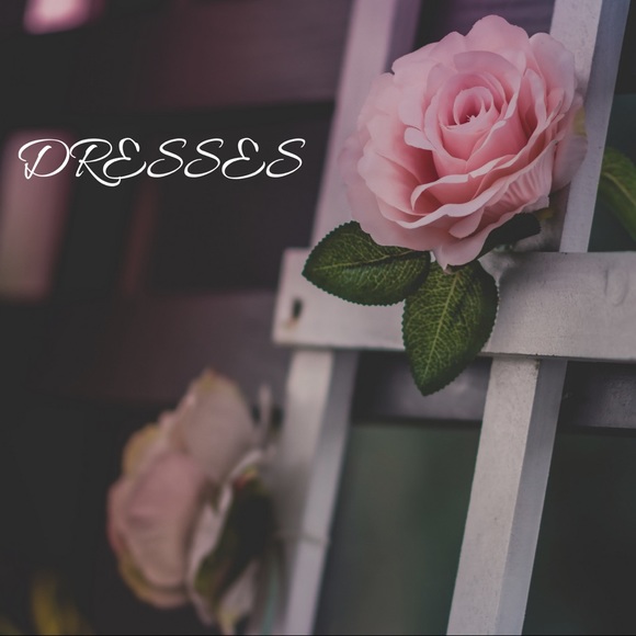 Dress to Express! 20% off bundles of 2! - Picture 1 of 1