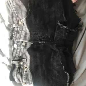 Levis black button up 501 shorts!