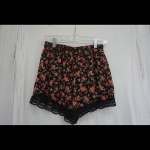 Floral high waisted short