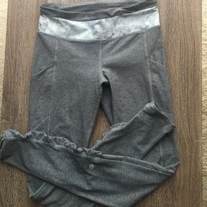 Grey lululemon leggings!
