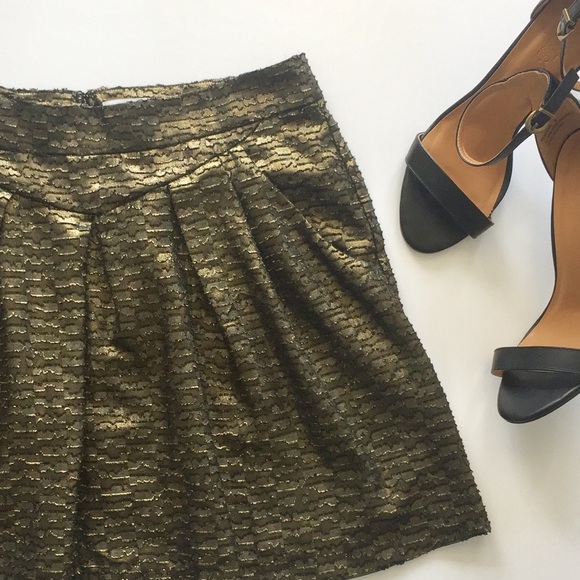Black and Gold Toned Mini Skirt - Picture 4 of 4