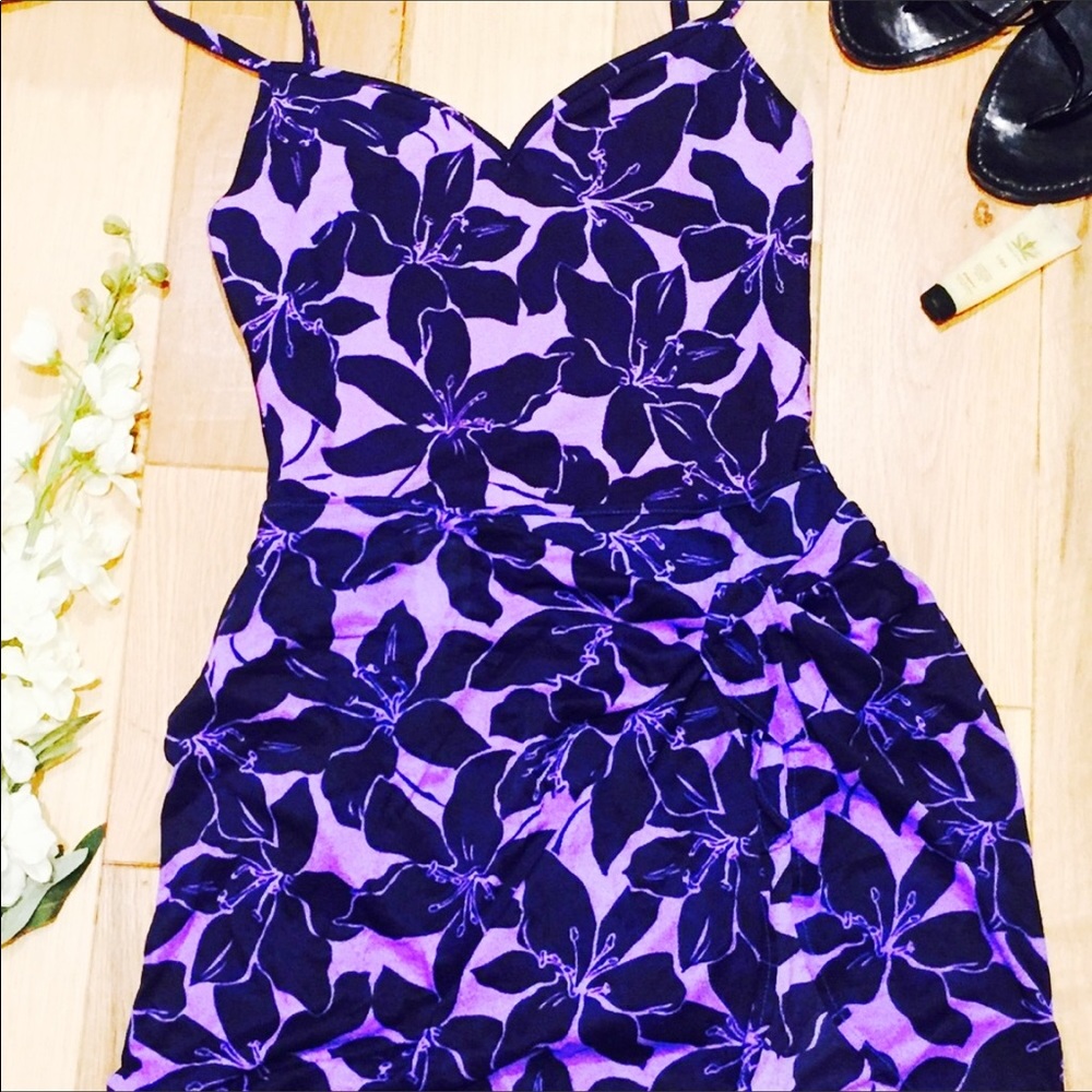 🕶Liz Claiborne swimming suit and wrap🕶