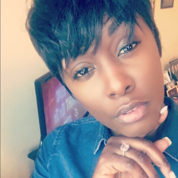 Meet your Posher, Shaunette - Picture 1 of 1