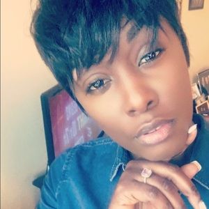 Meet your Posher, Shaunette