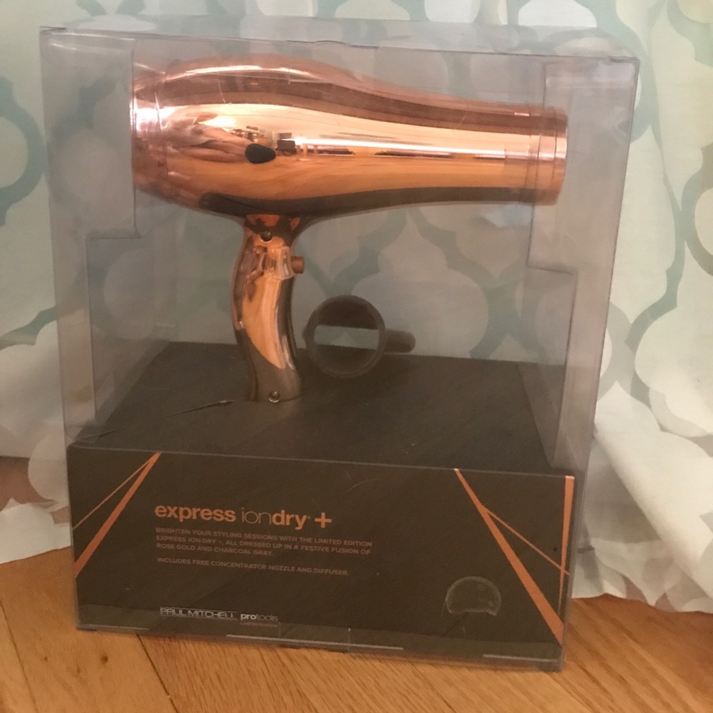 SOLD-Paul Mitchell pro tool express iondry