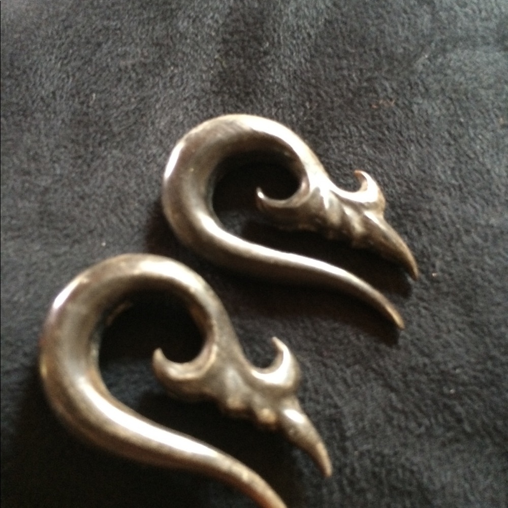 00 Wood carved earrings