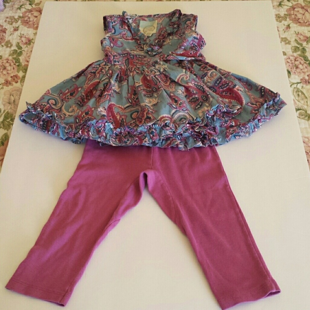 Little Peanut Baby Girls Size 6-12mo Matching Set