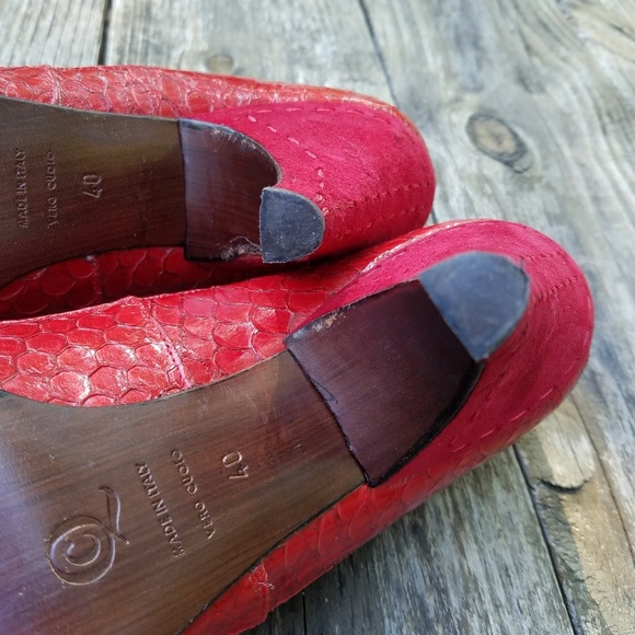 SOLD Alexander McQueen Vintage Python Red Heels - Picture 3 of 8