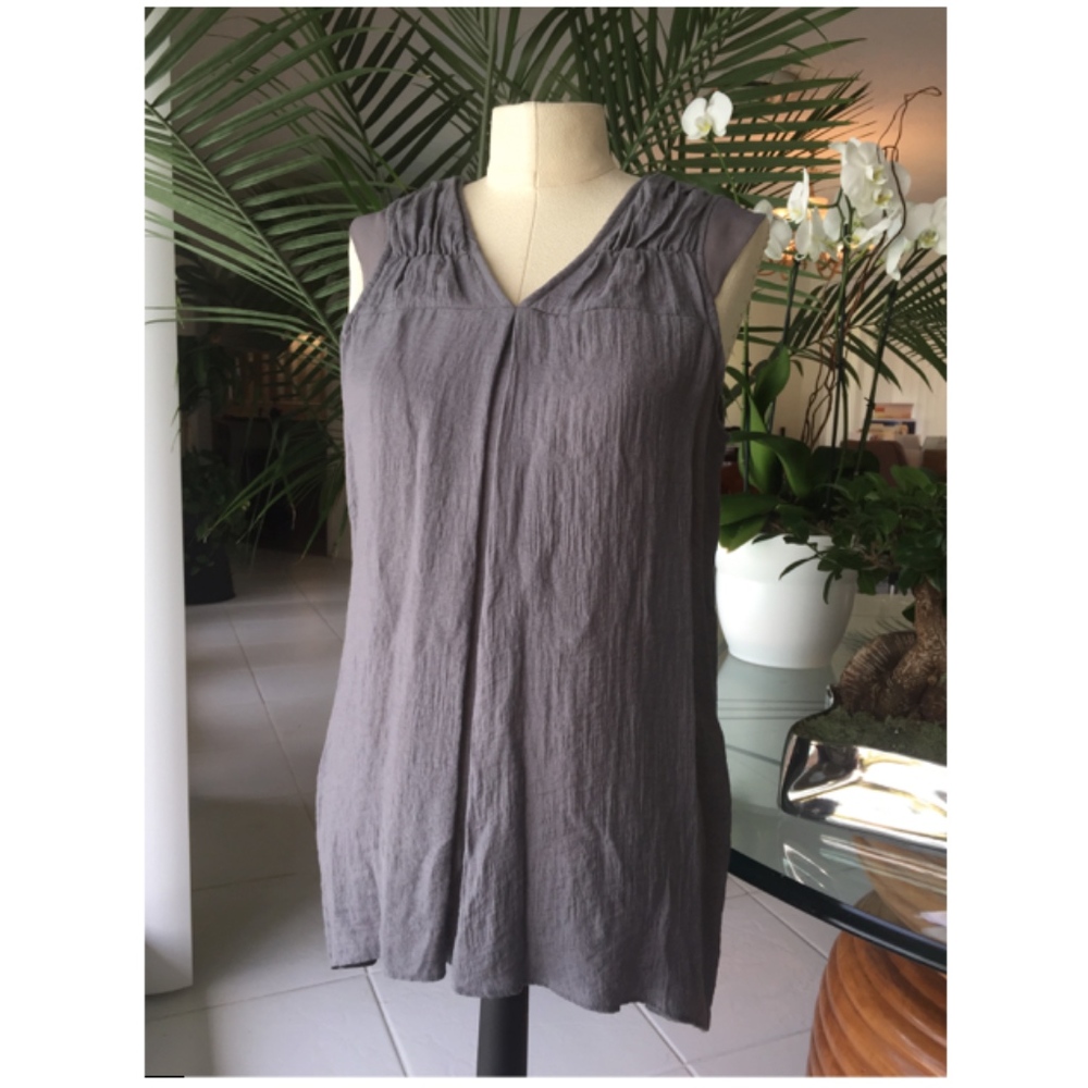 Vera Wang Tunic