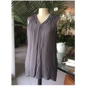 Vera Wang Tunic