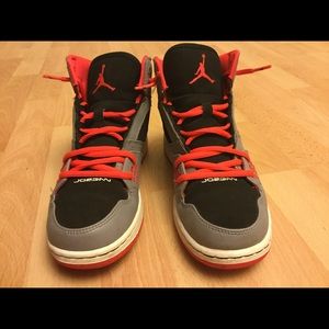 Nike Youth Jordan 1 Flight basketball shoes