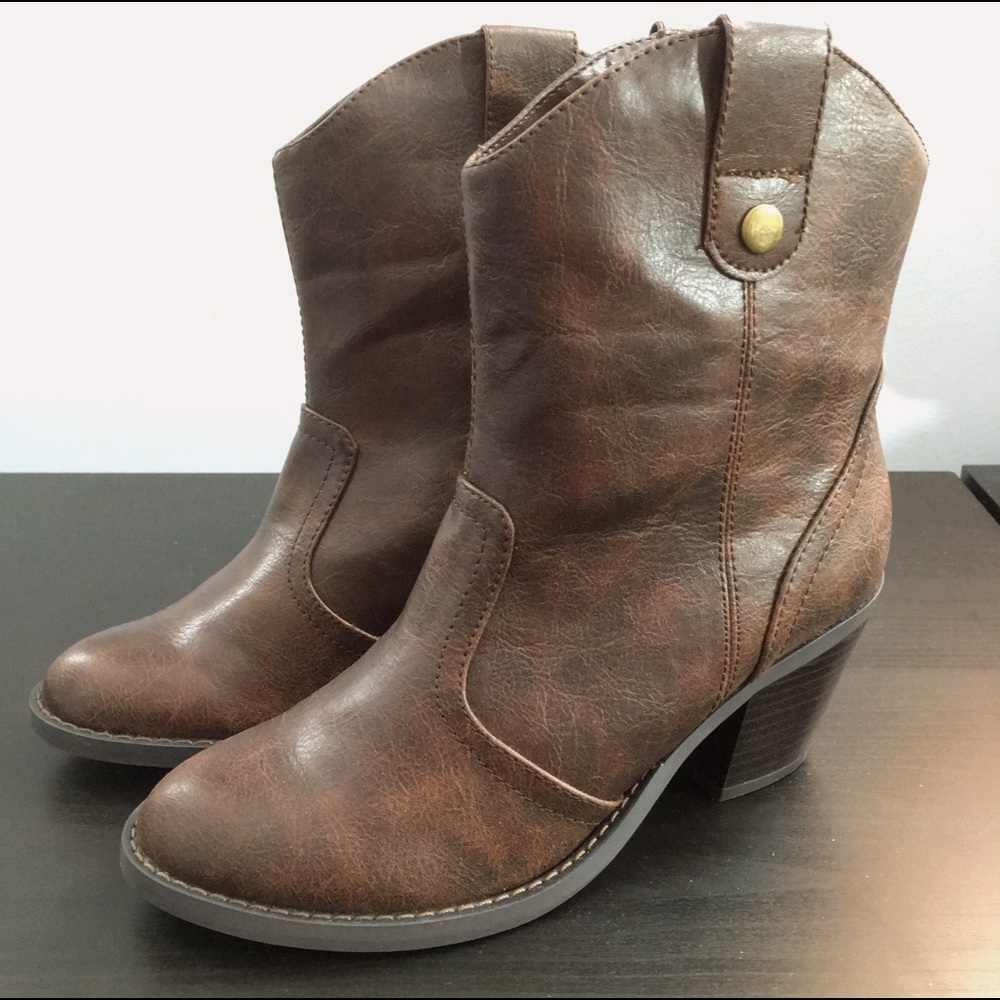 Western Cowboy Boots 6 Soda