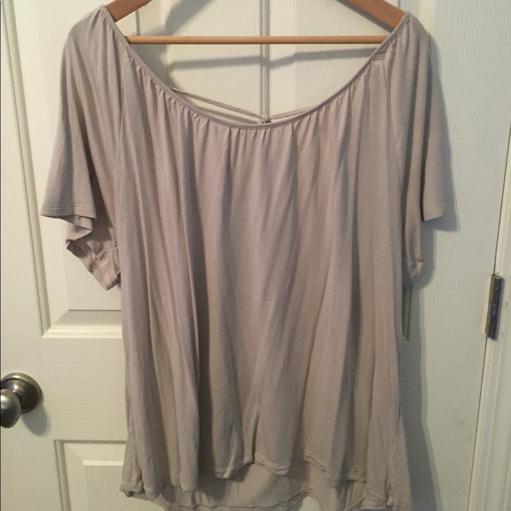Tan flowy Old Navy Shirt