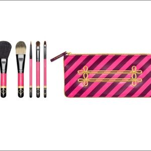 NEW Nutcracker Sweet Basic Brush Kit