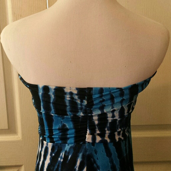 Maxi Skirt or Strapless Dress. Size Med. - Picture 4 of 8