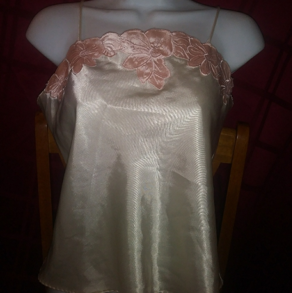 Chemise