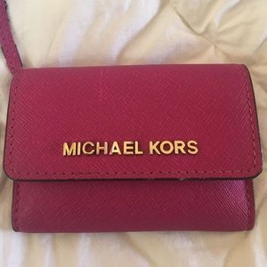 Convenient change purse/wallet