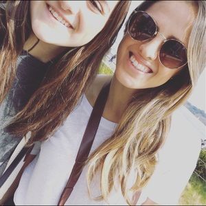 Meet your Posher, Nina