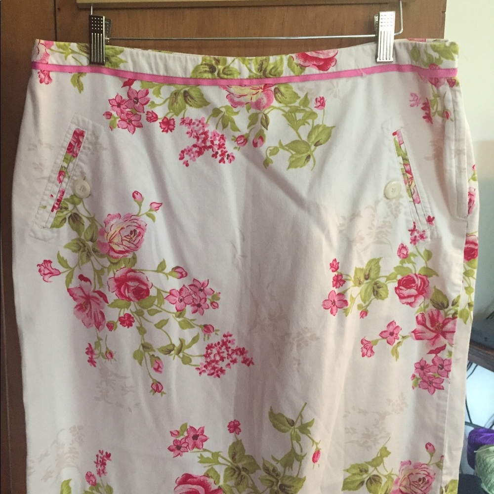 Skirt by Duckhead size 16. Light pink soft.