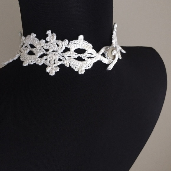 Lace Choker Cotton Crochet Victorian Glass Bead - Picture 4 of 7