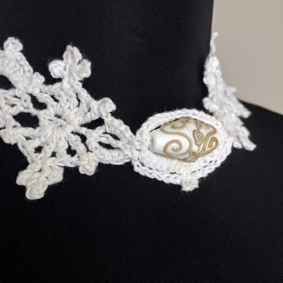 Lace Choker Cotton Crochet Victorian Glass Bead - Picture 5 of 7