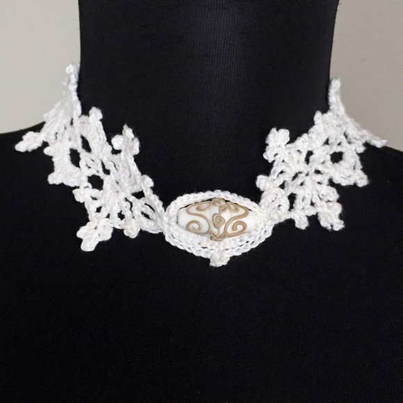 GemFOX Jewelry - Lace Choker Cotton Crochet Victorian Glass Bead
