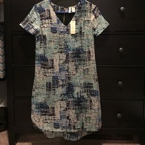 Beautiful dress - perfect for work or play!