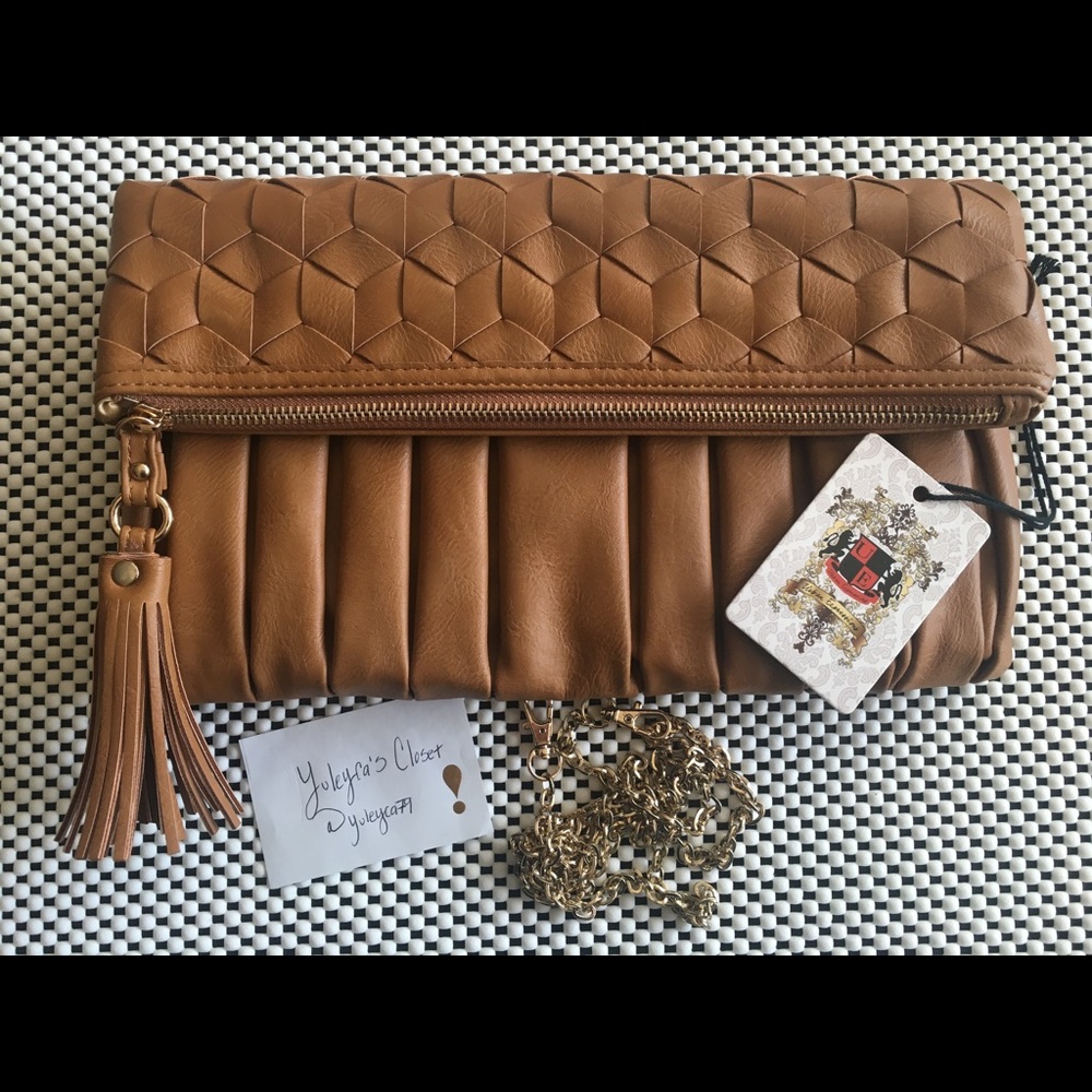 Tan/brown  Tassel Clutch
