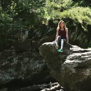 Meet your Posher, Sterling