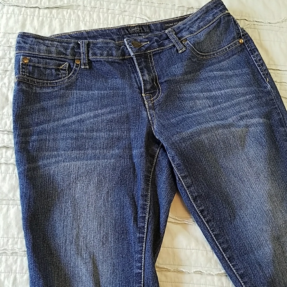 🔴SOLD🔴 Jessica Simpson Kiss Me Jegging