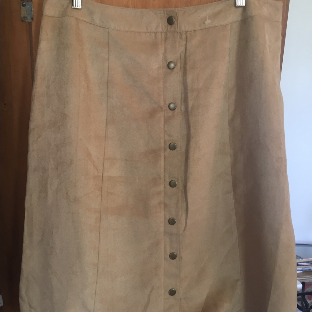 Croft & Barrow soft suede-like fabric long skirt