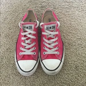 Hot pink Converse