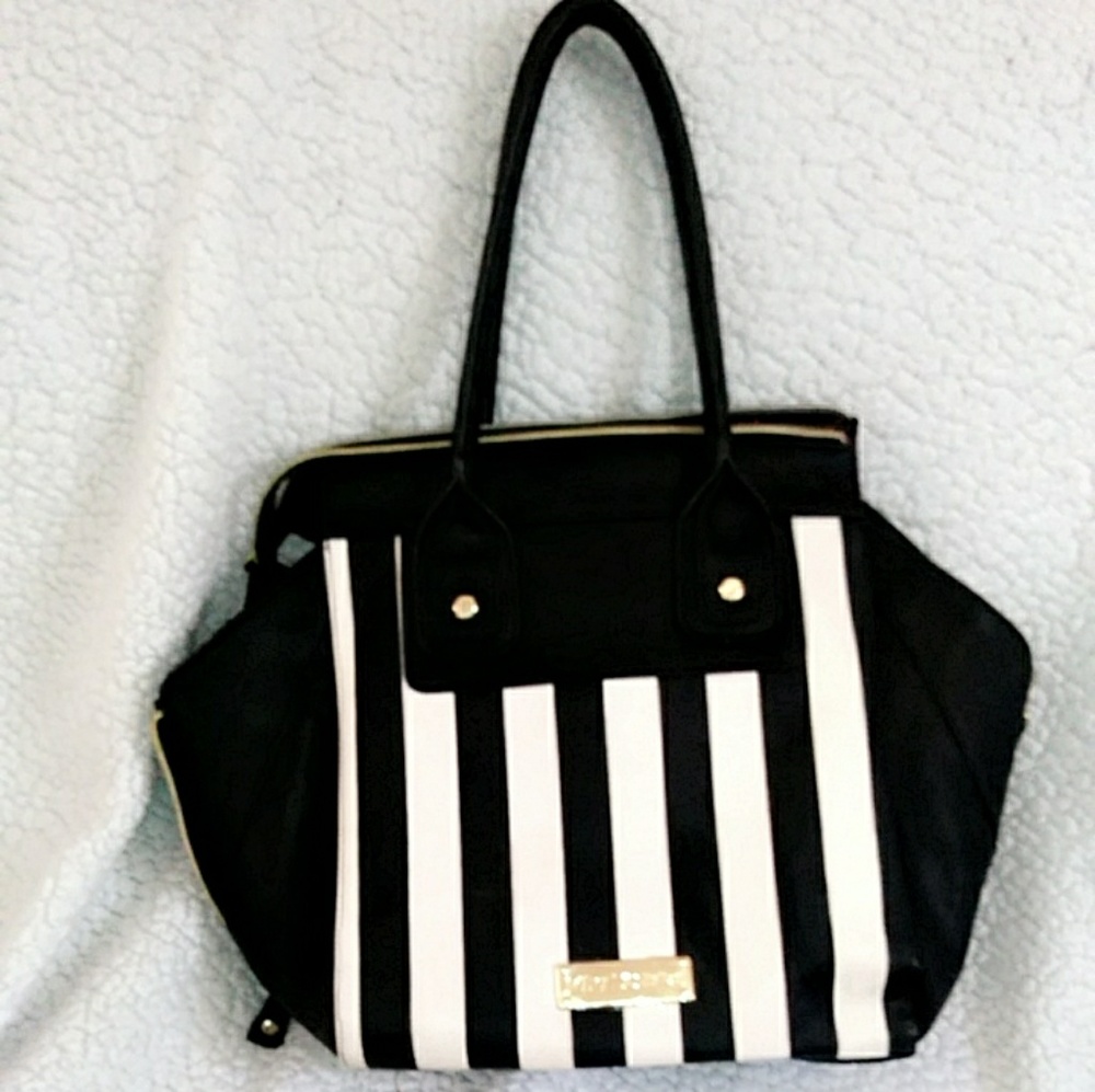 Betsey Johnson bag