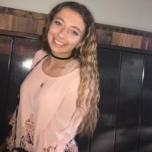 Meet your Posher, Abby