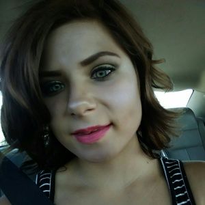 Meet your Posher, Destiny