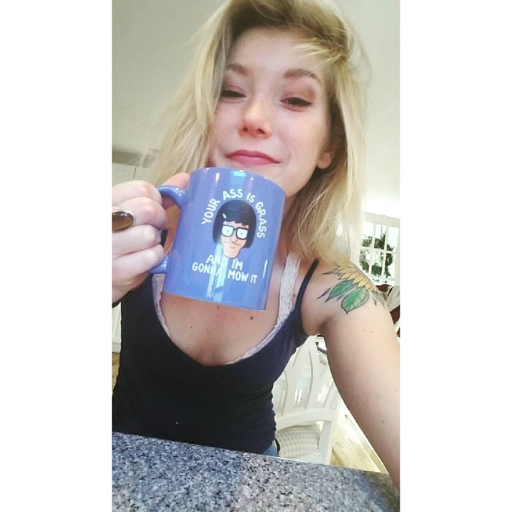 Meet your Posher, Cait