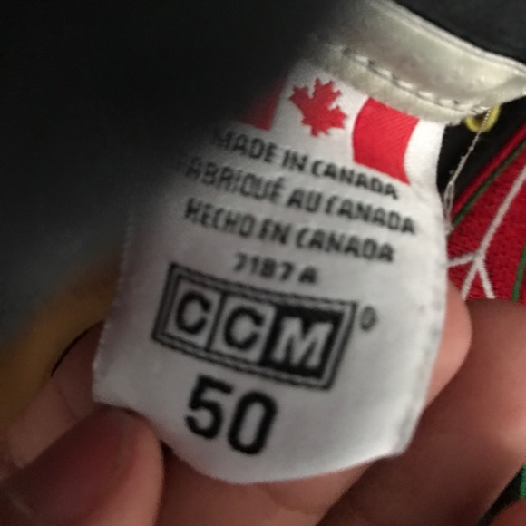 Patrick Kane blackhawks jersey - Picture 3 of 3