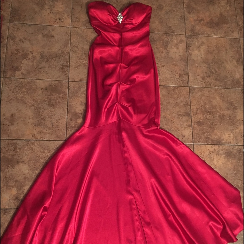 Royal red mermaid dress