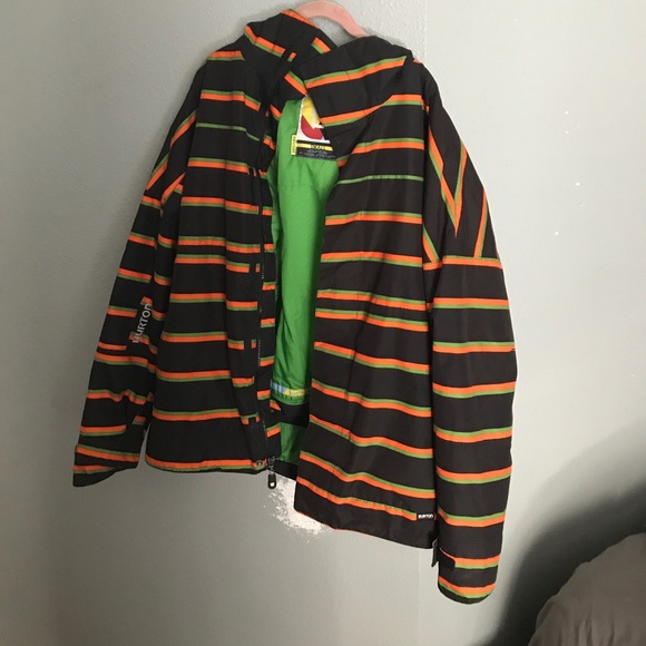 Burton adult small black jacket - Picture 2 of 4