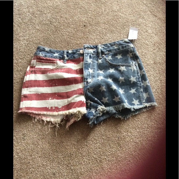 Bullhead Pants - American flag high rise jeans NWT size 26