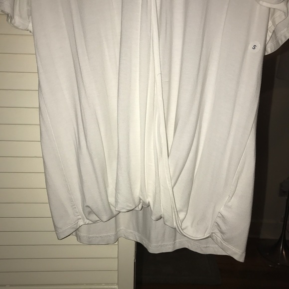 American Eagle Soft & Sexy top - Picture 2 of 4