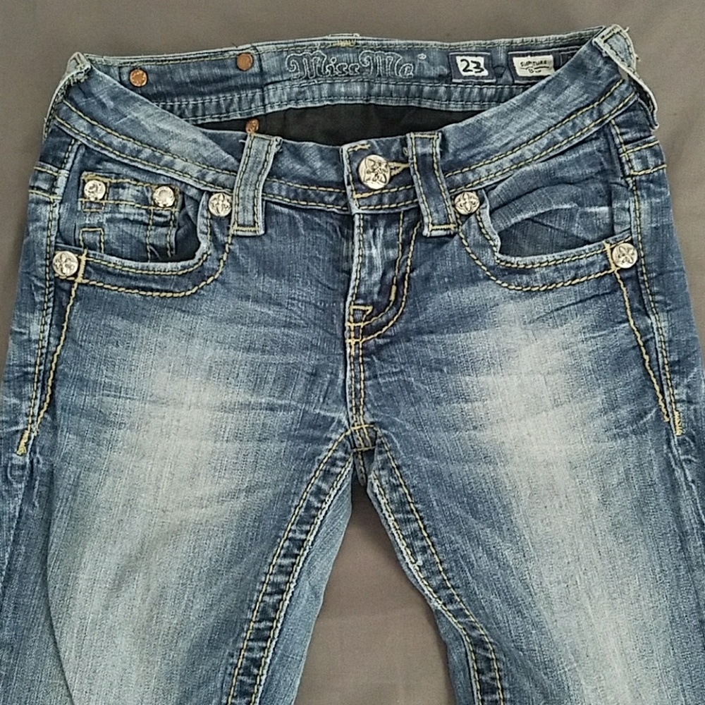 MISS Me Jeans