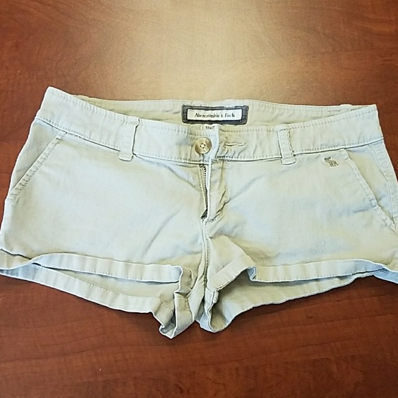 Stretch Tan shorts - Picture 1 of 2