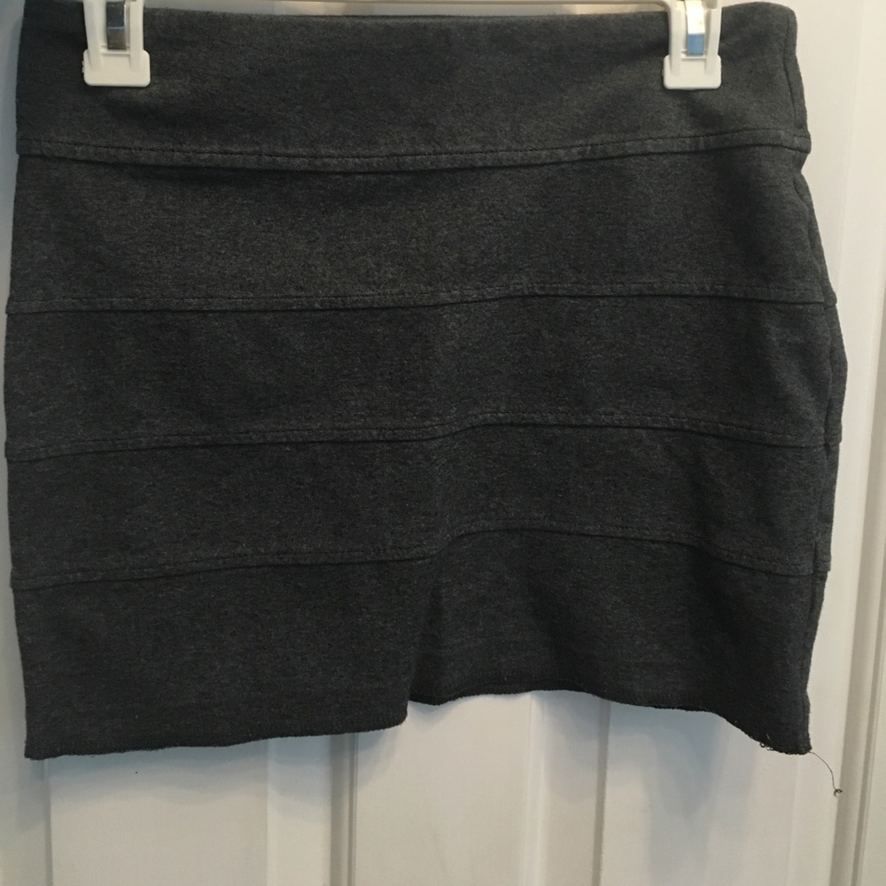 Dark grey stretchy pencil skirt