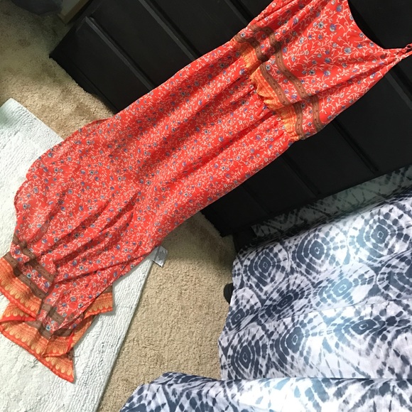 Dress - Picture 1 of 1