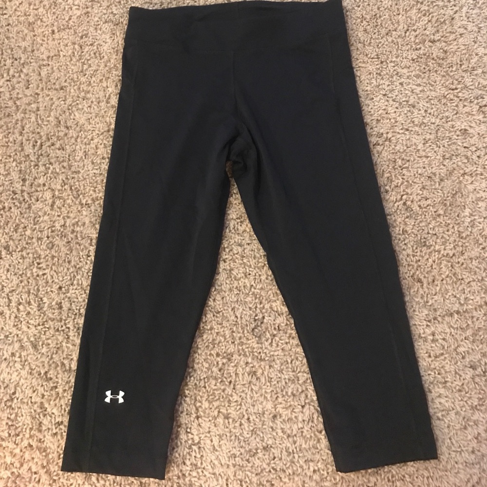 Cropped under armour leggings