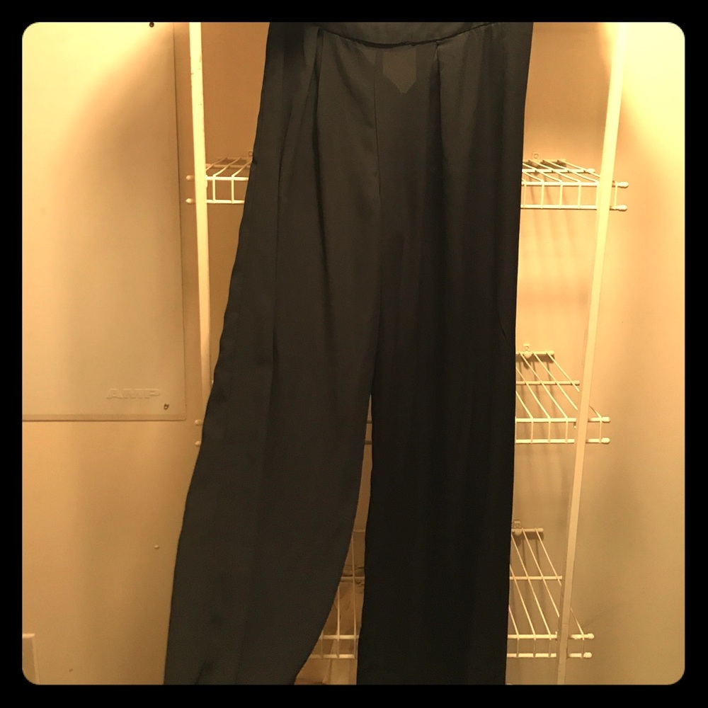 High waisted pants.